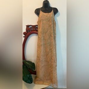 Vintage Women’s Light Pink Floral Overlay Sleeveless Lightweight Maxi Dress